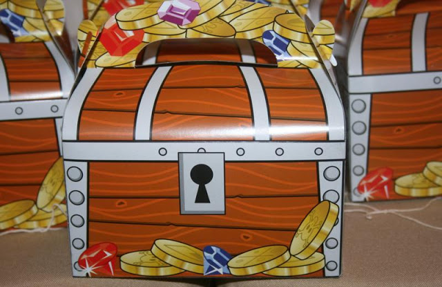 pirate treasure box designs